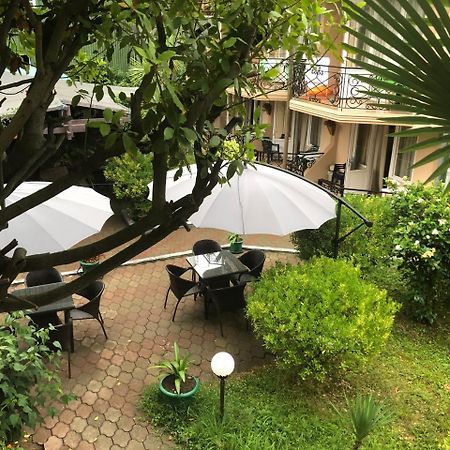 Hotel Simpatia Kobuleti Kültér fotó