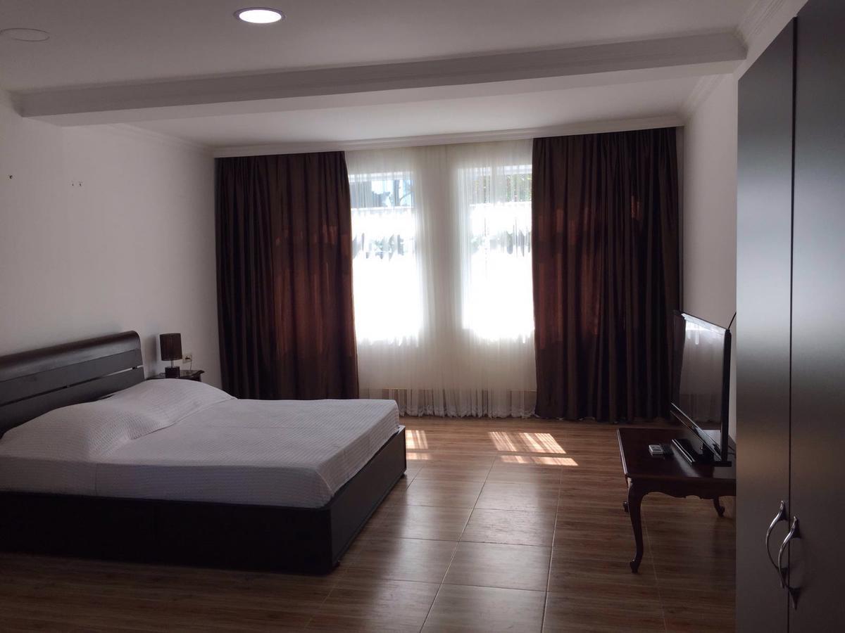Hotel Simpatia Kobuleti Kültér fotó