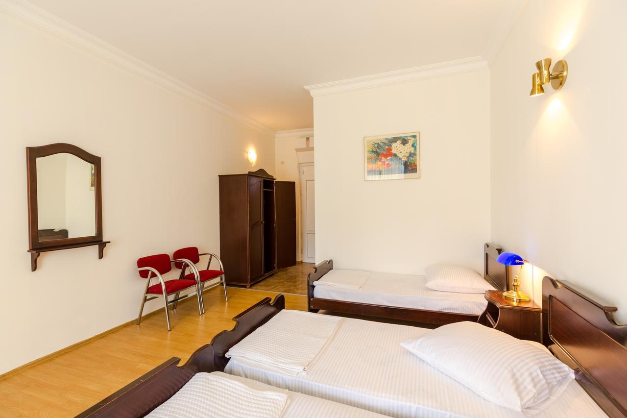 Hotel Simpatia Kobuleti Kültér fotó